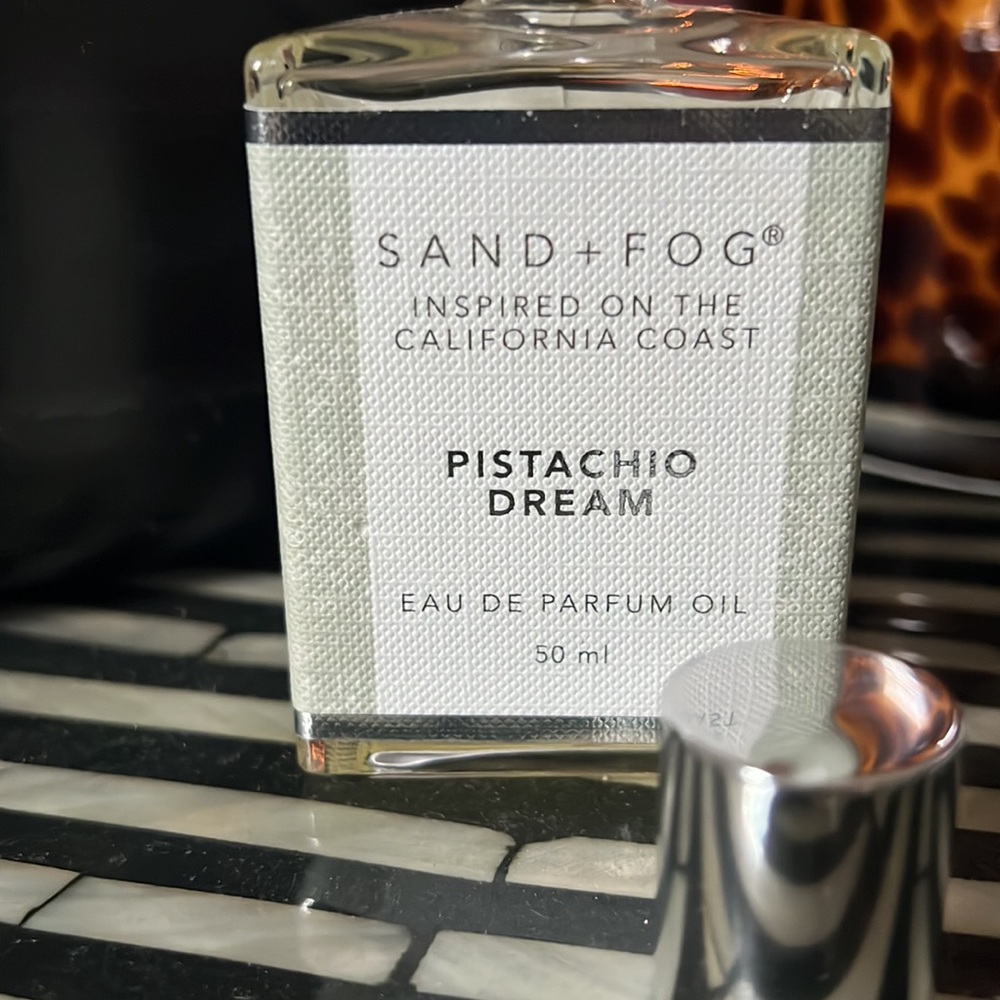 Sand and Fog Pistachio Dream - Picture 3 of 3